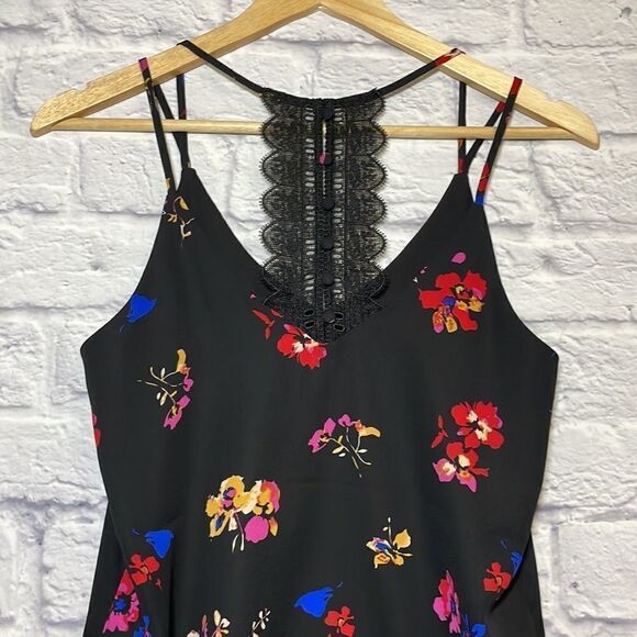 Kismet Double Strap Double V With Crochet Lace Back Size Extra Small - Picture 5 of 10